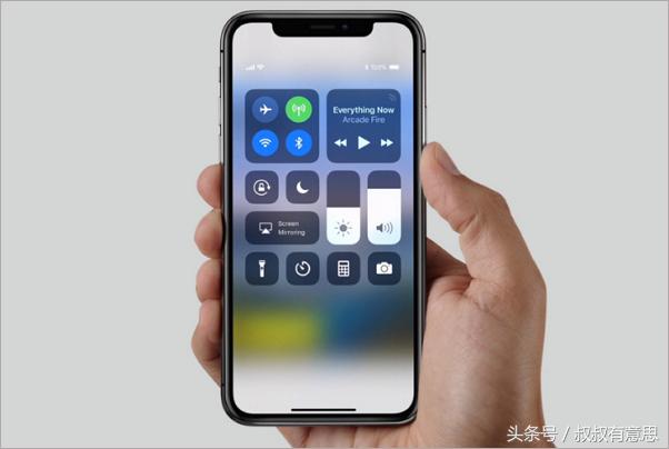 從iPhone X到華為Mate 10，全面屏手機(jī)值得買嗎？